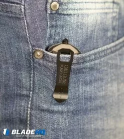 Smith & Wesson M&P OTF Assist Finger Actuator Tanto Knife (3.2" Black) -Avokelavavat Sales Store MP OTF Spring Assisted Spear Point Knife Gray Black BHQ 80731 kp in pocket web